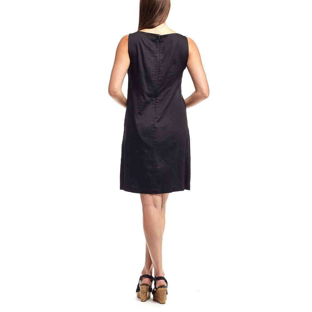 La Cera Women s Appliqued Sleeveless Round Neck Dress